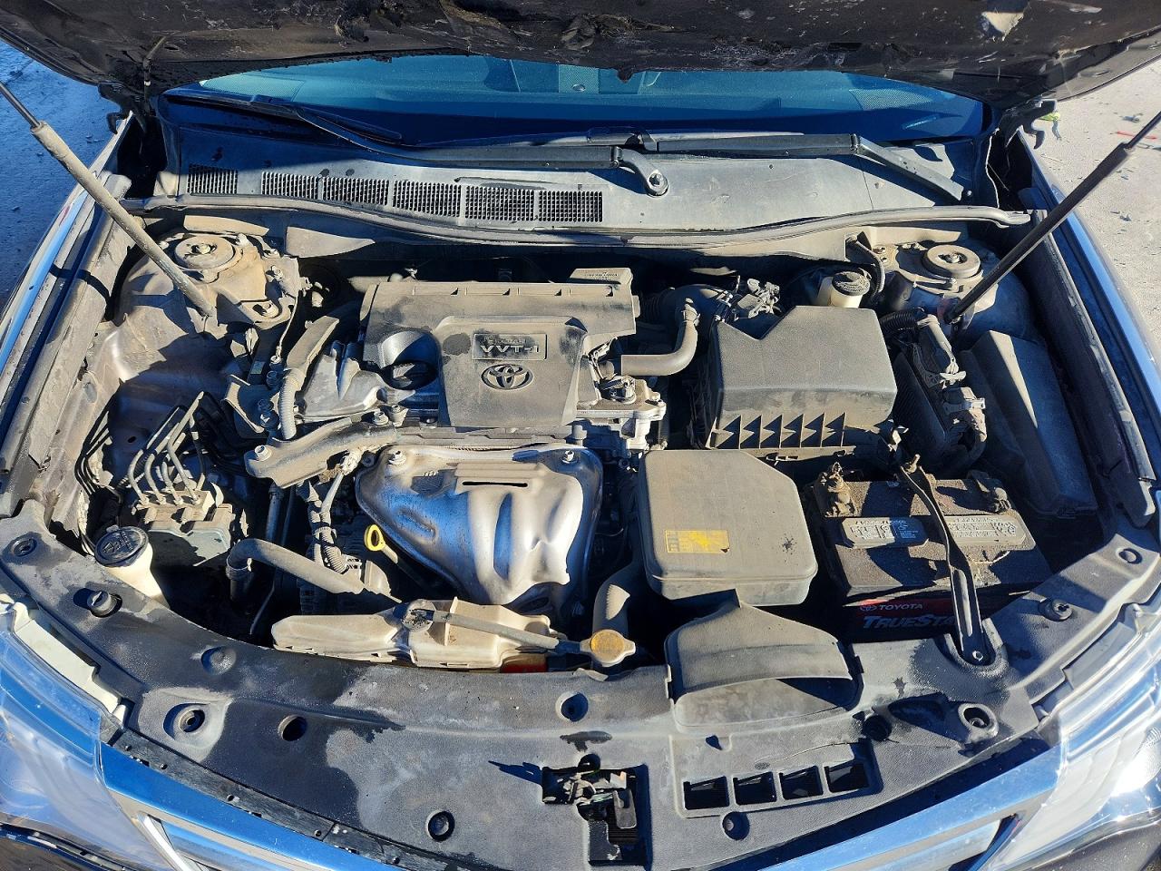 2014 TOYOTA CAMRY L photo 11