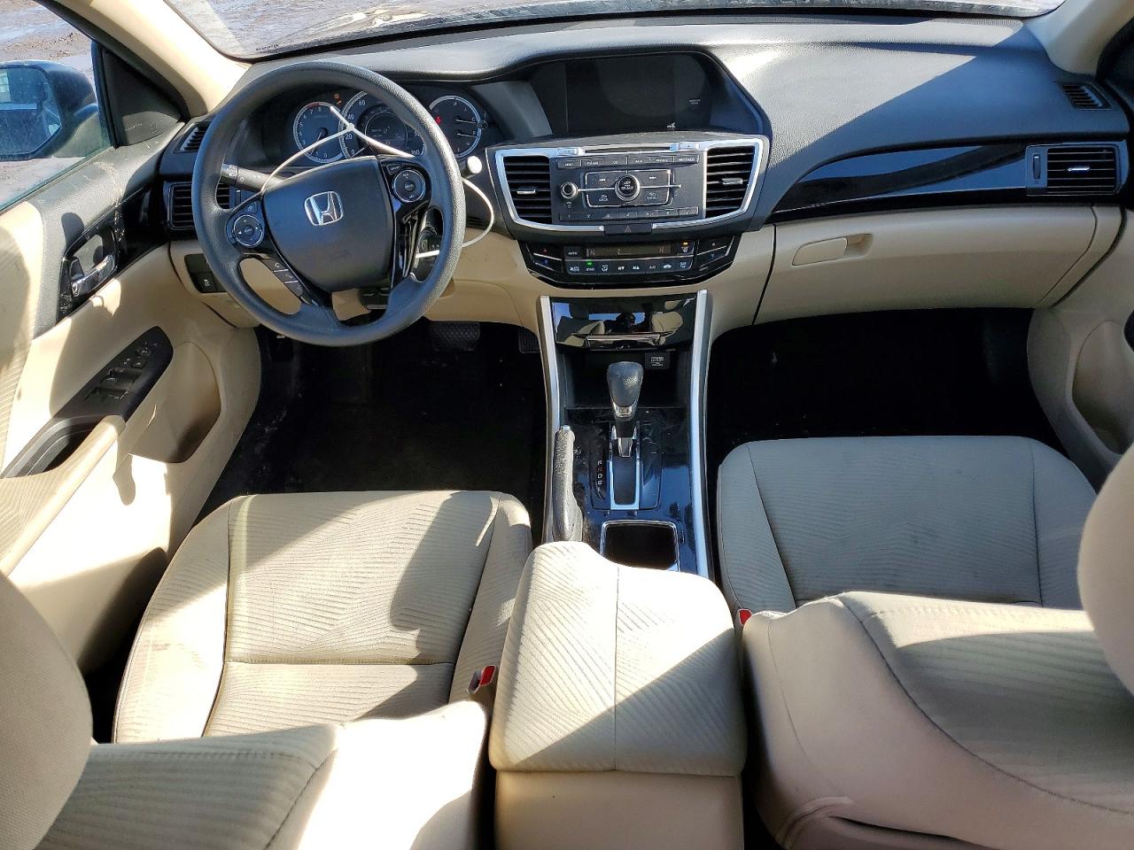 2016 HONDA ACCORD LX photo 8