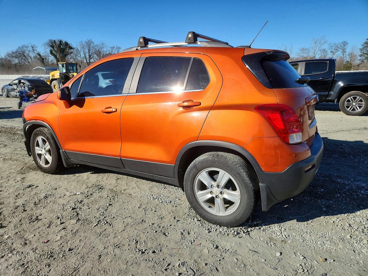 2015 CHEVROLET TRAX 1LT photo 3
