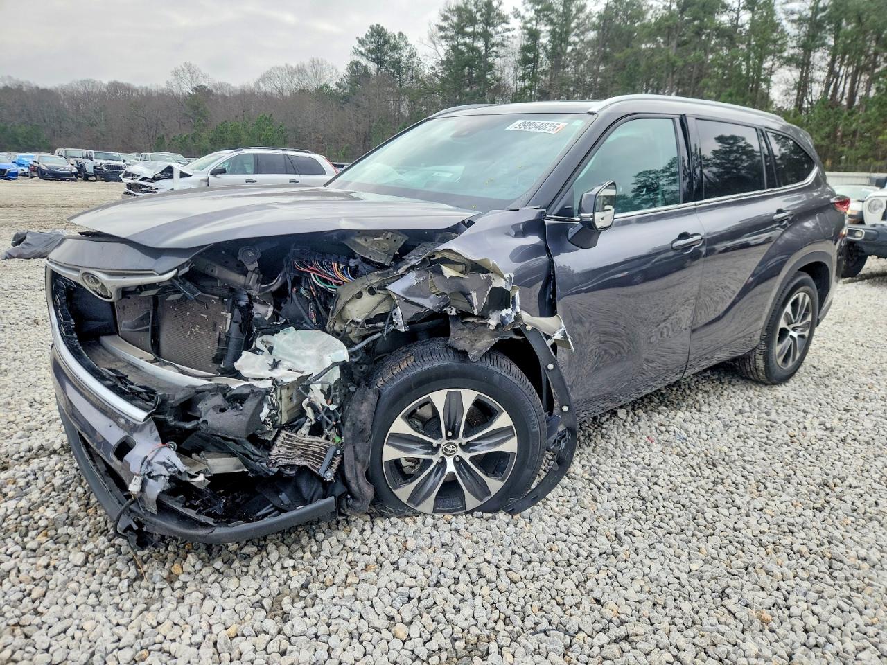 2022 TOYOTA HIGHLANDER