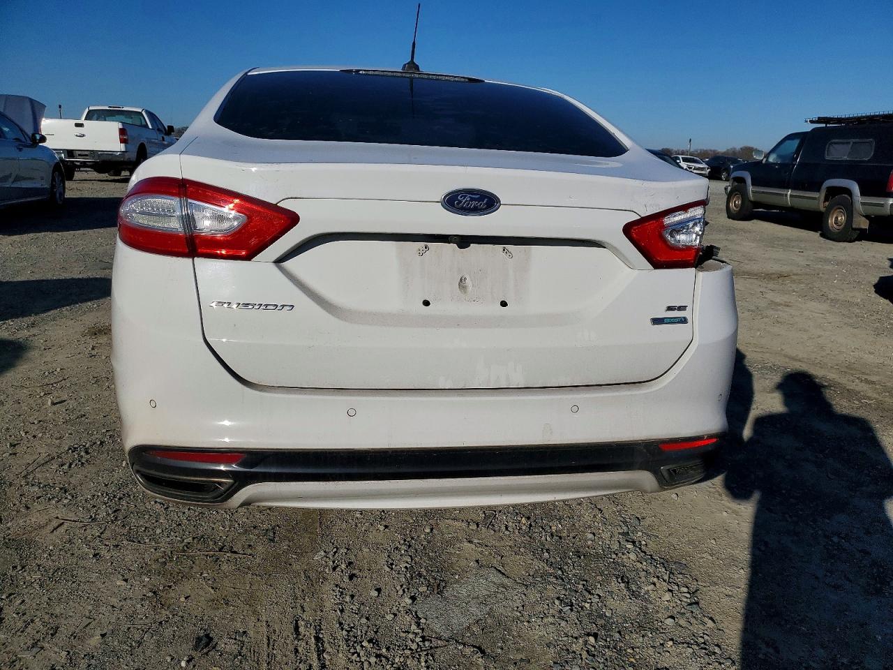 2016 FORD FUSION SE photo 6