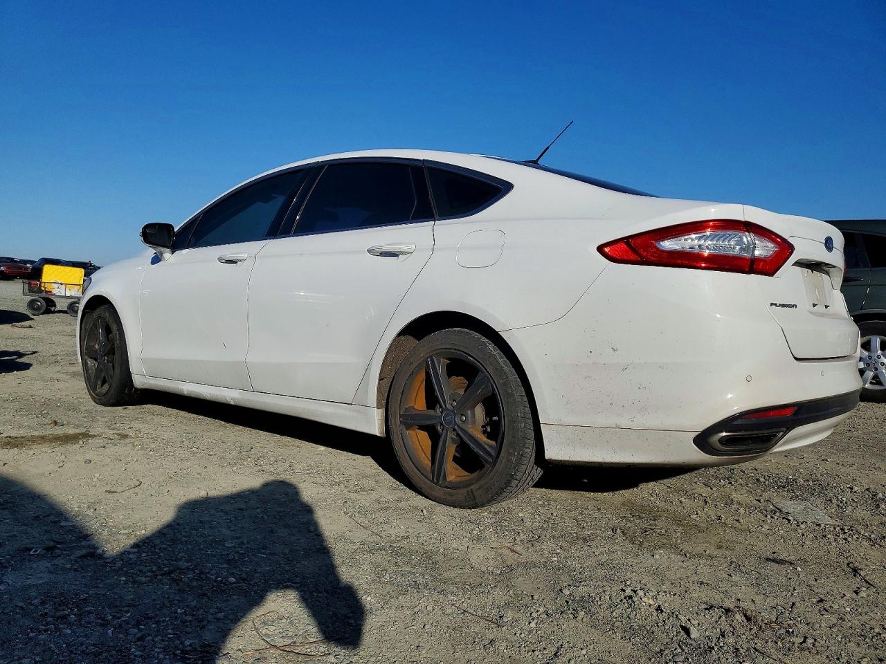 2016 FORD FUSION SE photo 2