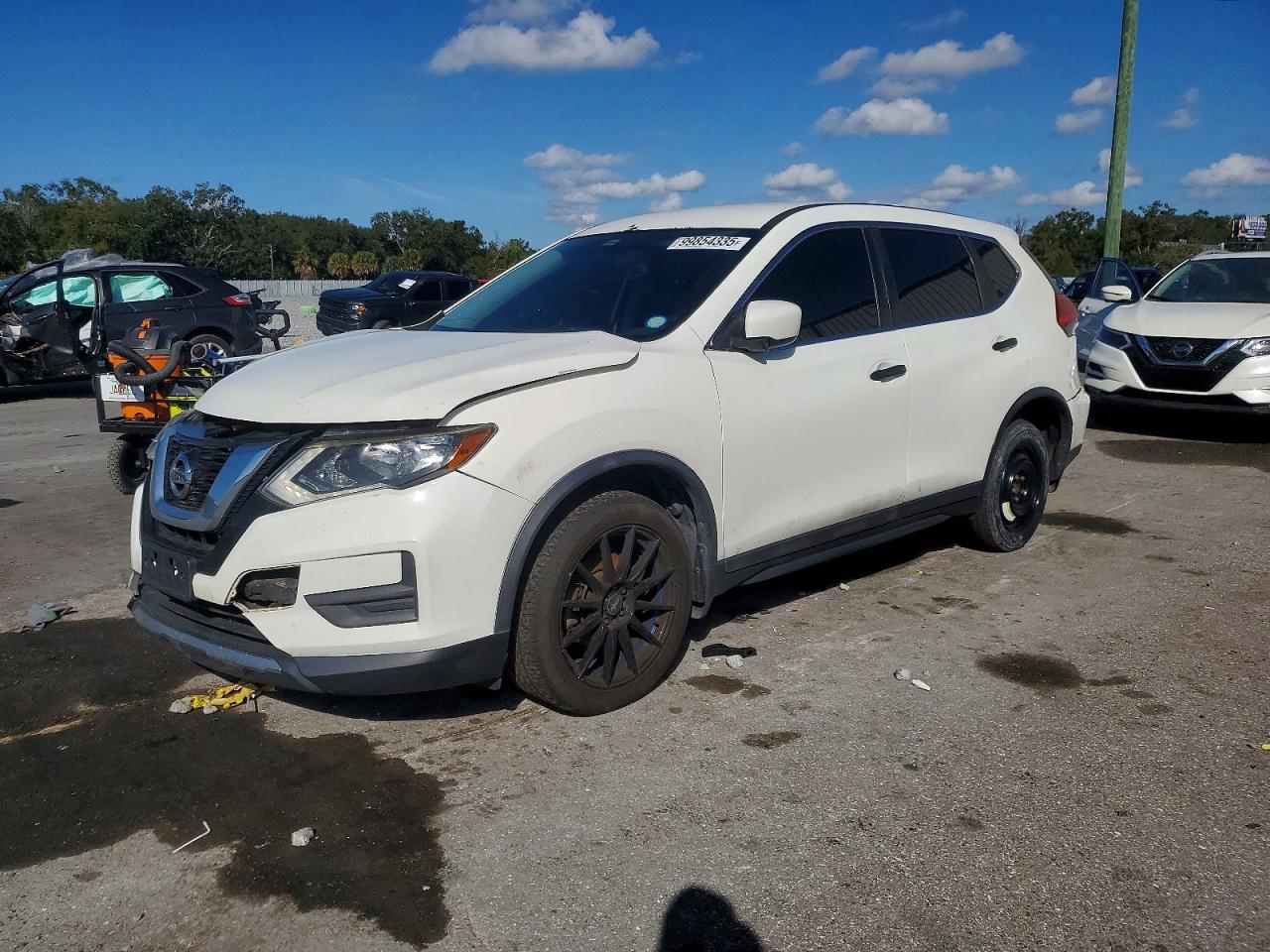 2017 NISSAN ROGUE