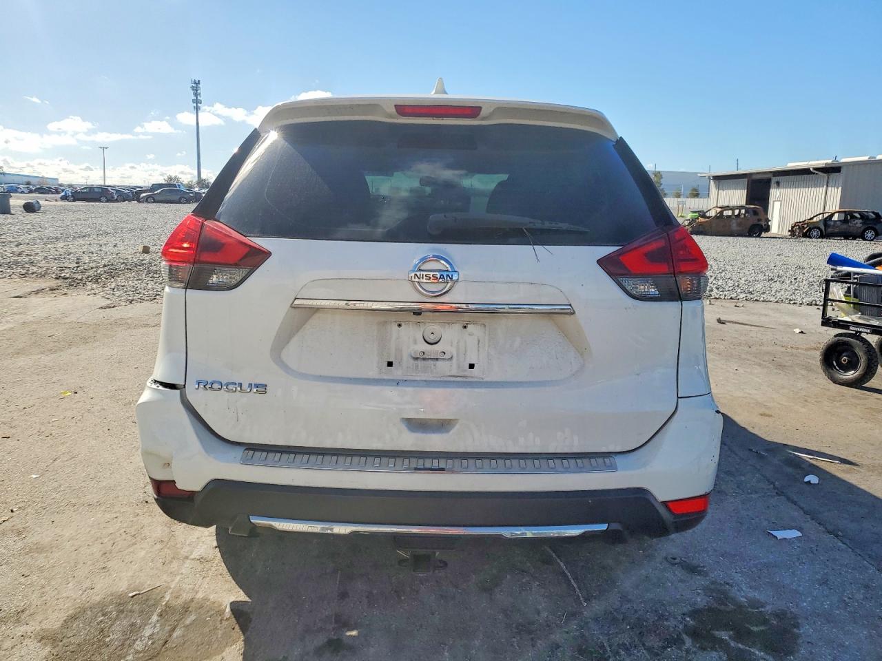 2017 NISSAN ROGUE S photo 6