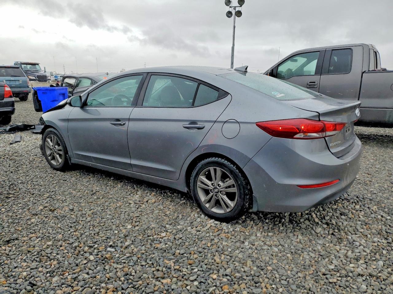2018 HYUNDAI ELANTRA SEL photo 2
