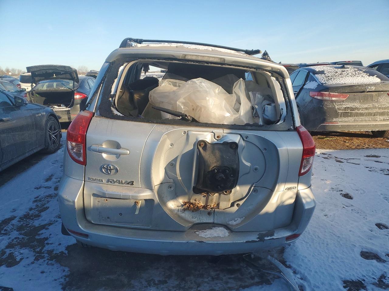 2007 TOYOTA RAV4 photo 11