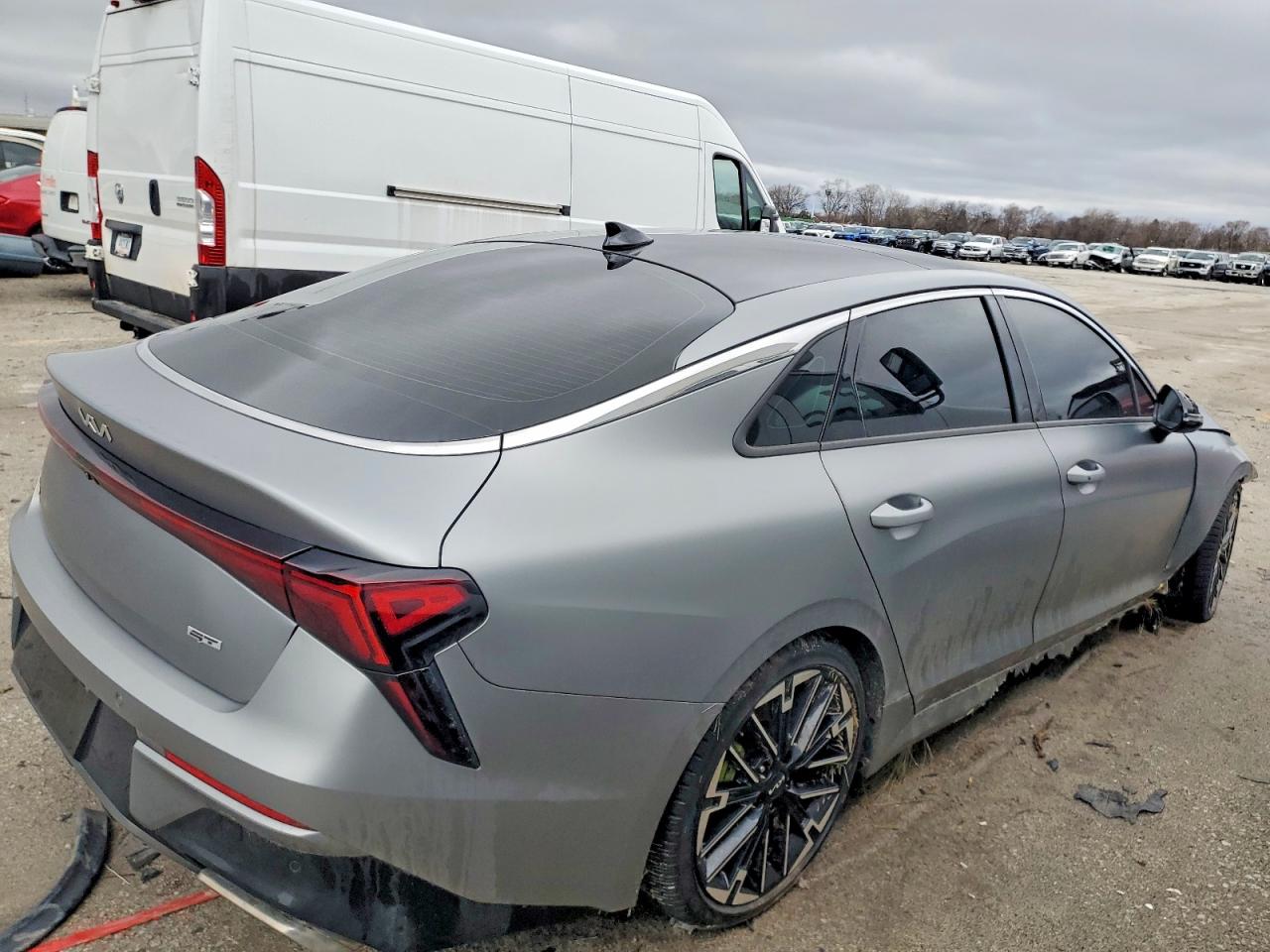 2025 KIA K5 GT photo 3