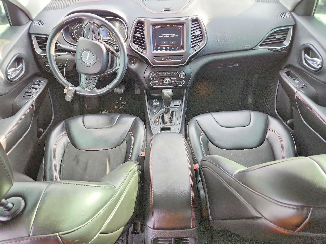 2019 JEEP CHEROKEE TRAILHAWK photo 8