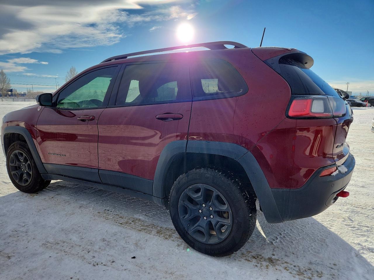 2019 JEEP CHEROKEE TRAILHAWK photo 2