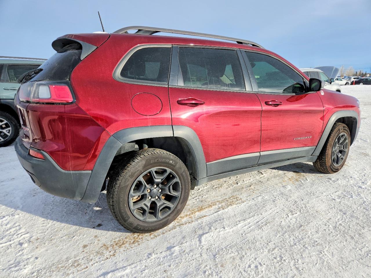 2019 JEEP CHEROKEE TRAILHAWK photo 3
