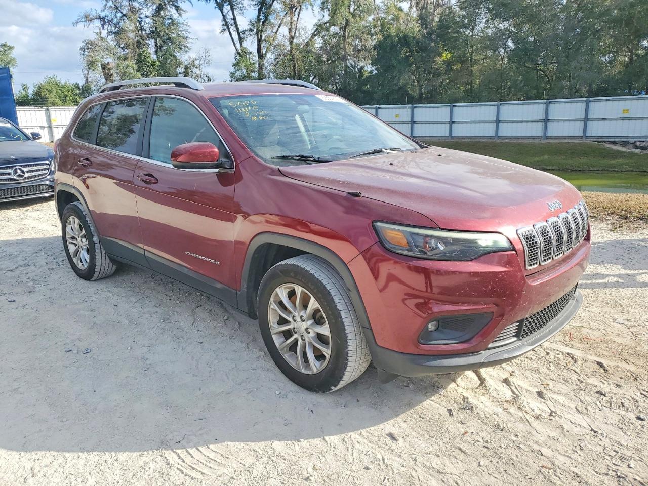 2019 JEEP CHEROKEE LATITUDE photo 7
