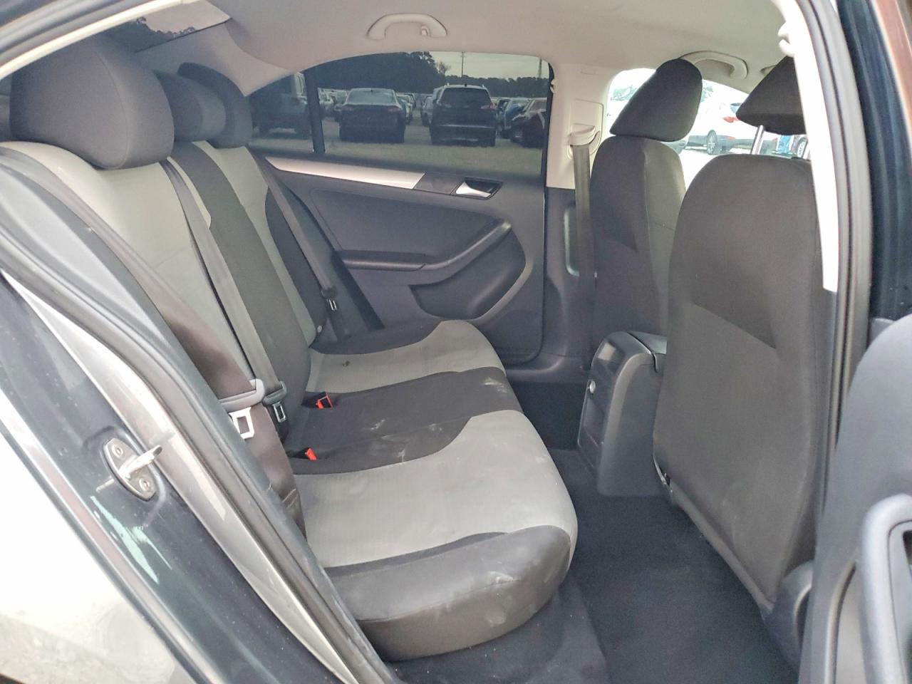 2018 VOLKSWAGEN JETTA S photo 10
