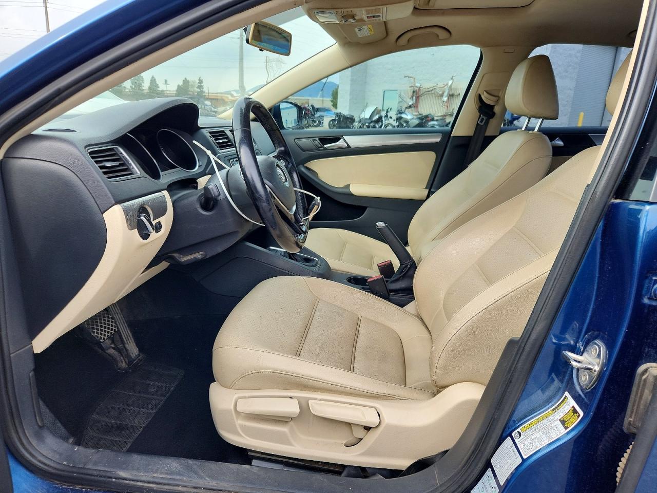 2017 VOLKSWAGEN JETTA SE photo 7
