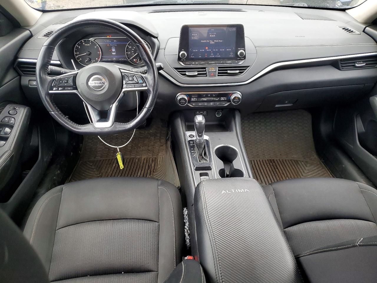 2019 NISSAN ALTIMA SV photo 8
