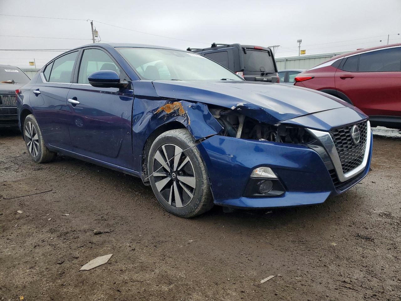 2019 NISSAN ALTIMA SV photo 4