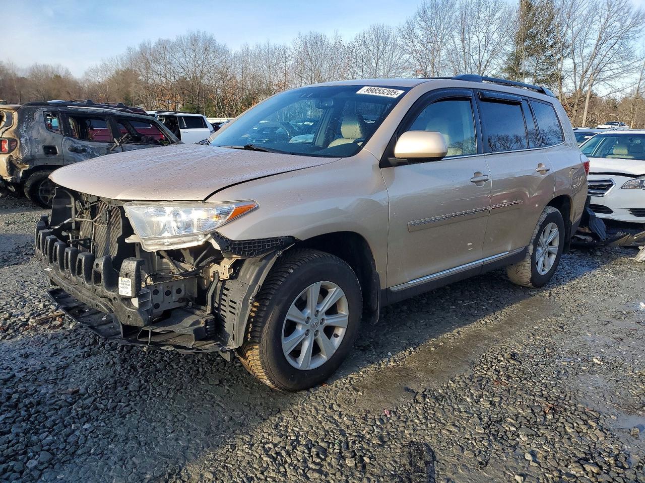 2013 TOYOTA HIGHLANDER