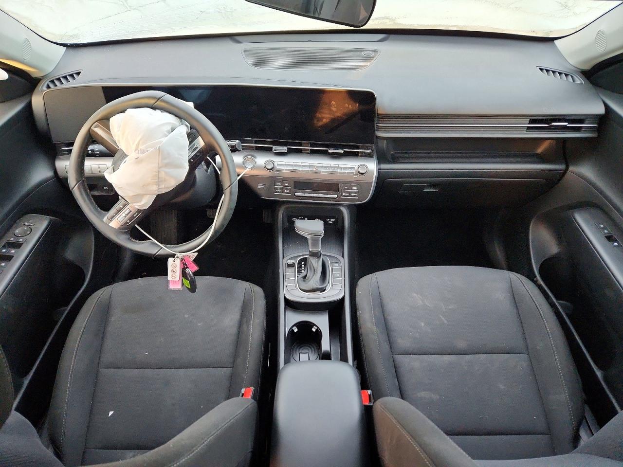 2025 HYUNDAI KONA SEL photo 15