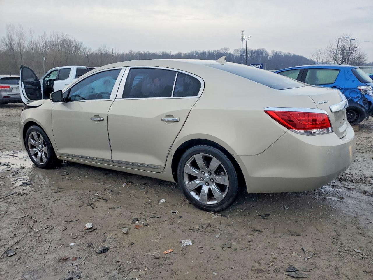 2010 BUICK LACROSSE CXL photo 4