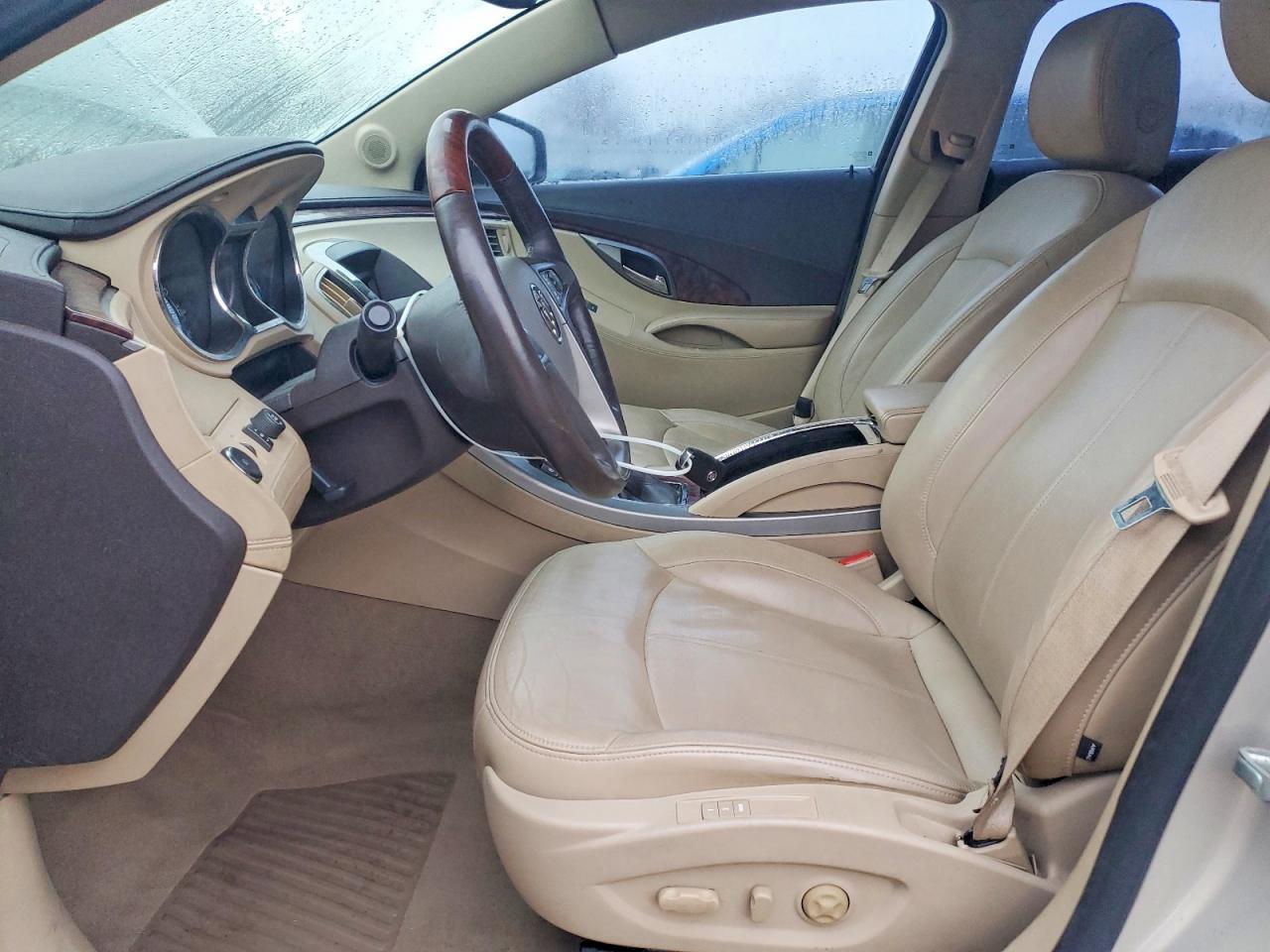 2010 BUICK LACROSSE CXL photo 19