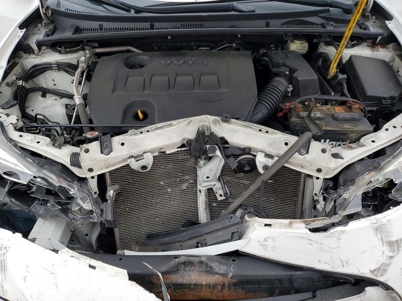 2017 TOYOTA COROLLA L photo 11