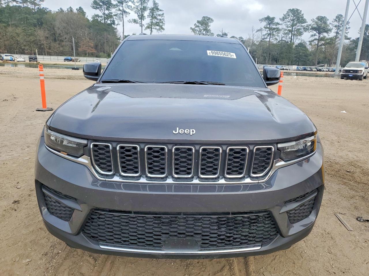 2024 JEEP GRAND CHEROKEE LAREDO photo 5