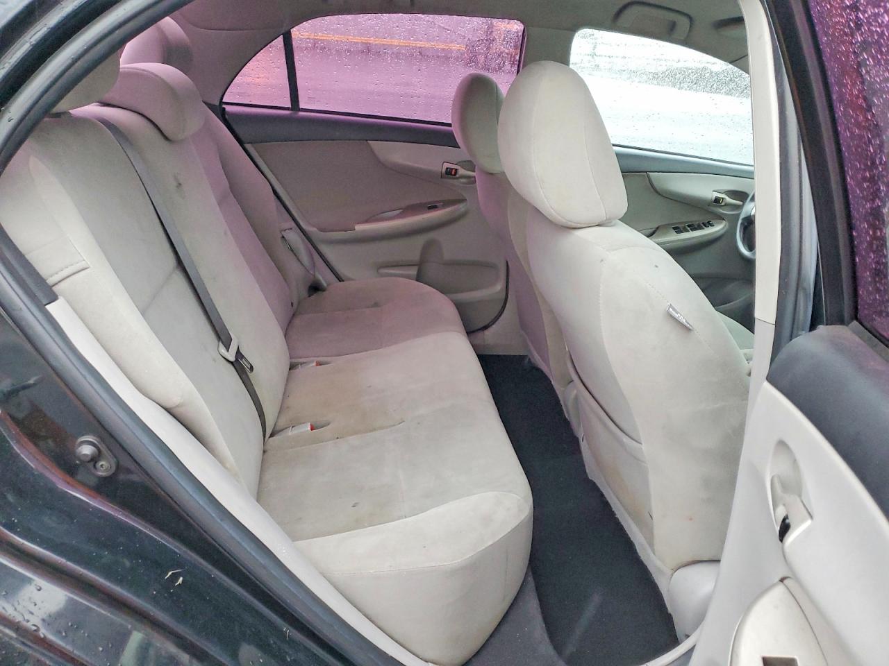 2013 TOYOTA COROLLA BASE photo 10
