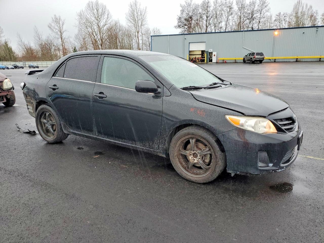 2013 TOYOTA COROLLA BASE photo 4