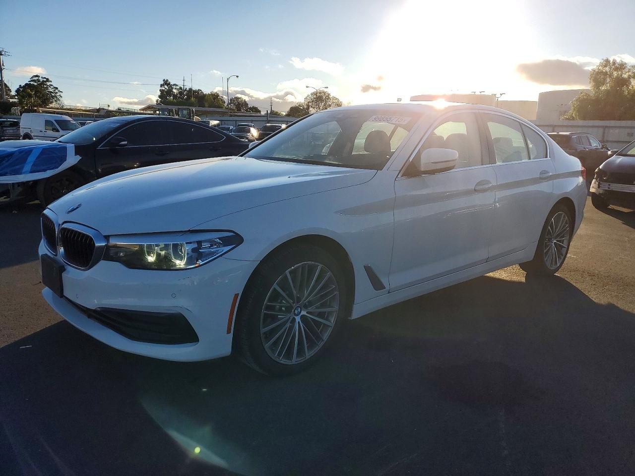 2020 BMW 530
