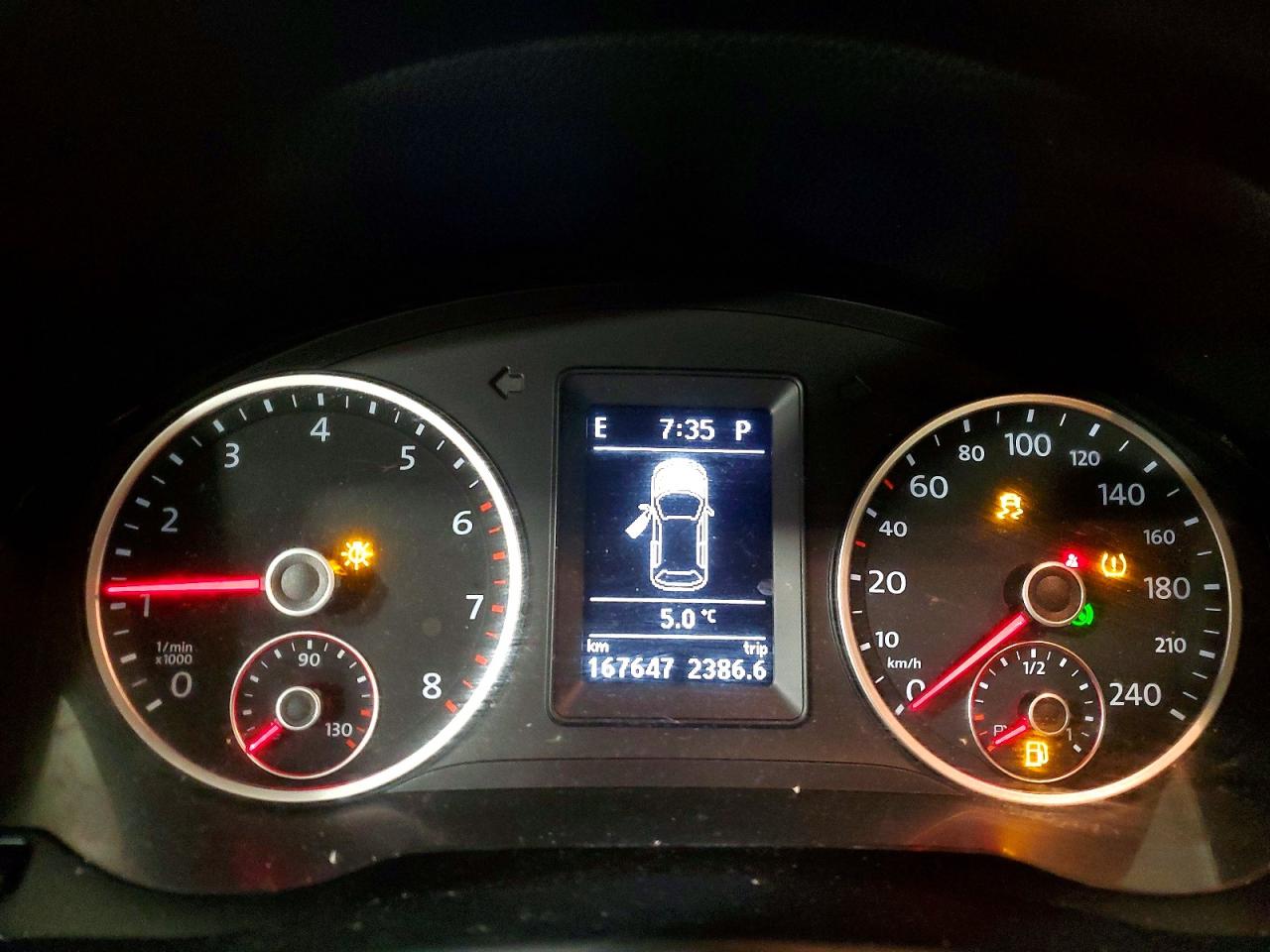 2012 VOLKSWAGEN TIGUAN S photo 9