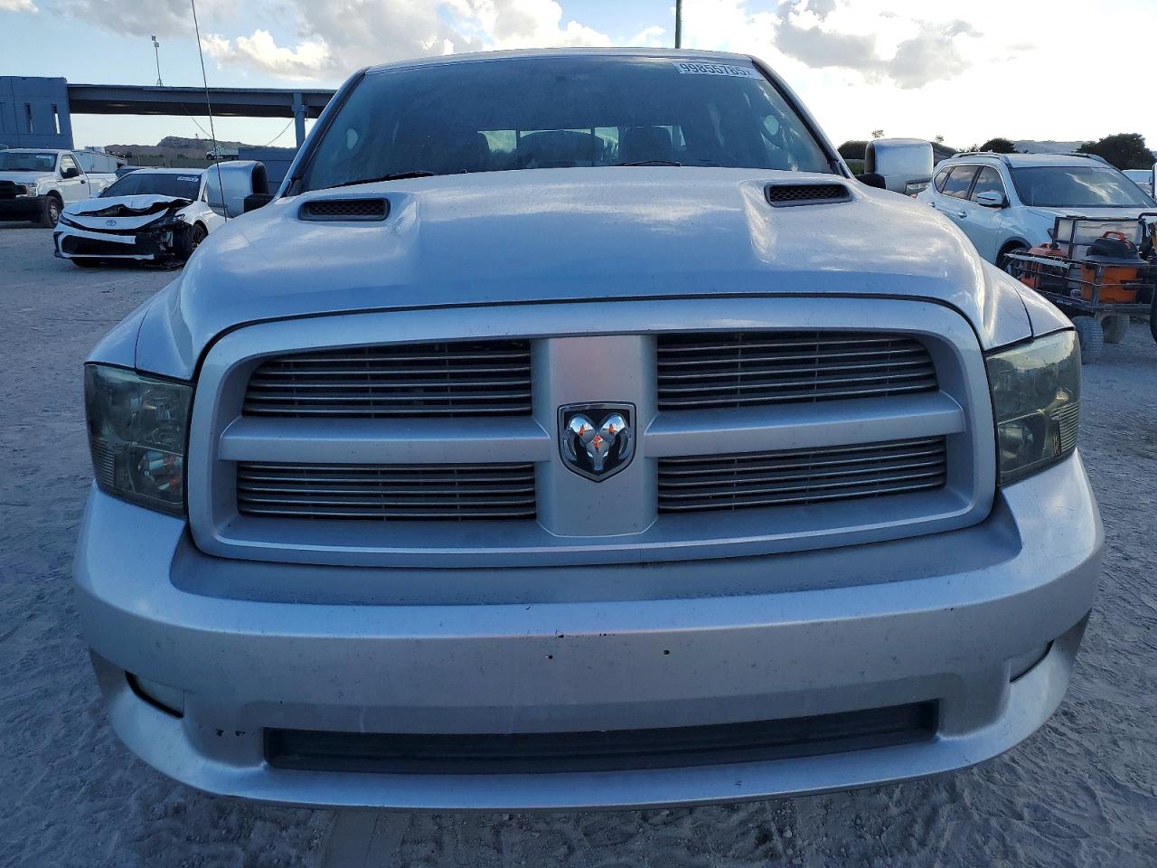 2011 DODGE RAM 1500 photo 5