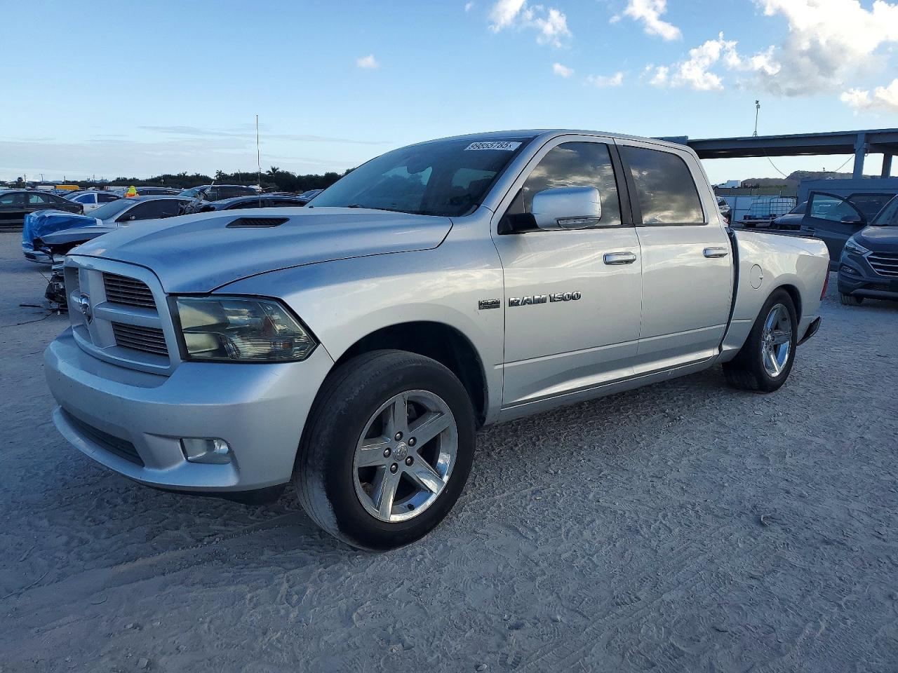 2011 DODGE RAM 1500