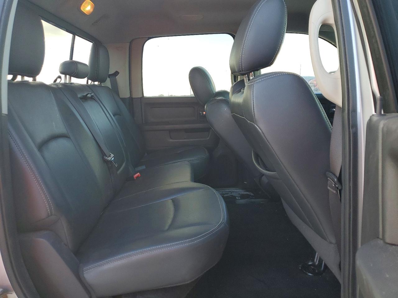 2011 DODGE RAM 1500 photo 10