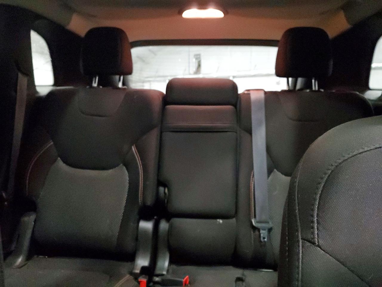 2016 JEEP CHEROKEE LATITUDE photo 10