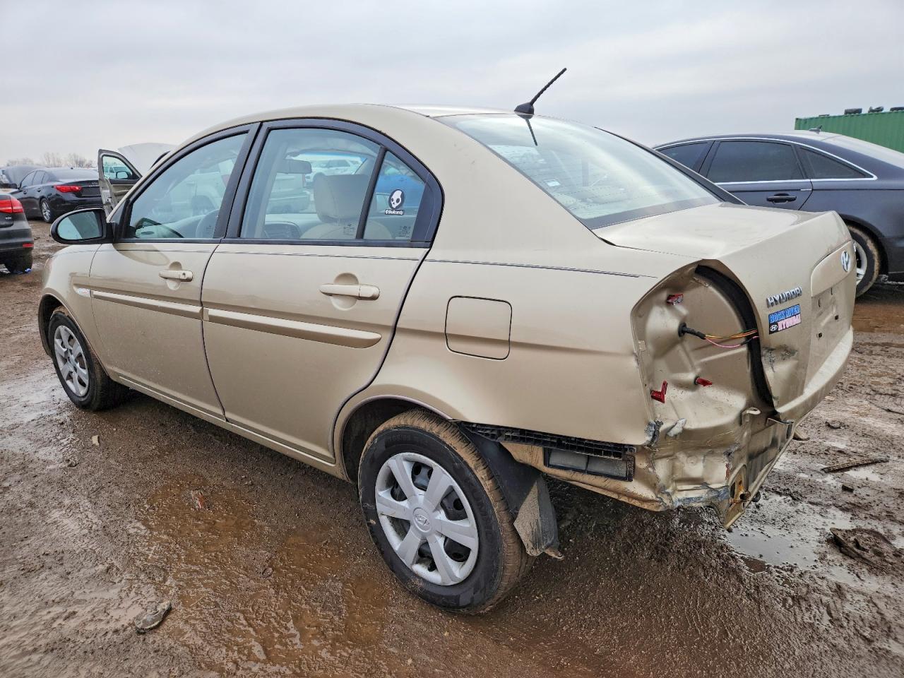 2007 HYUNDAI ACCENT GLS photo 2