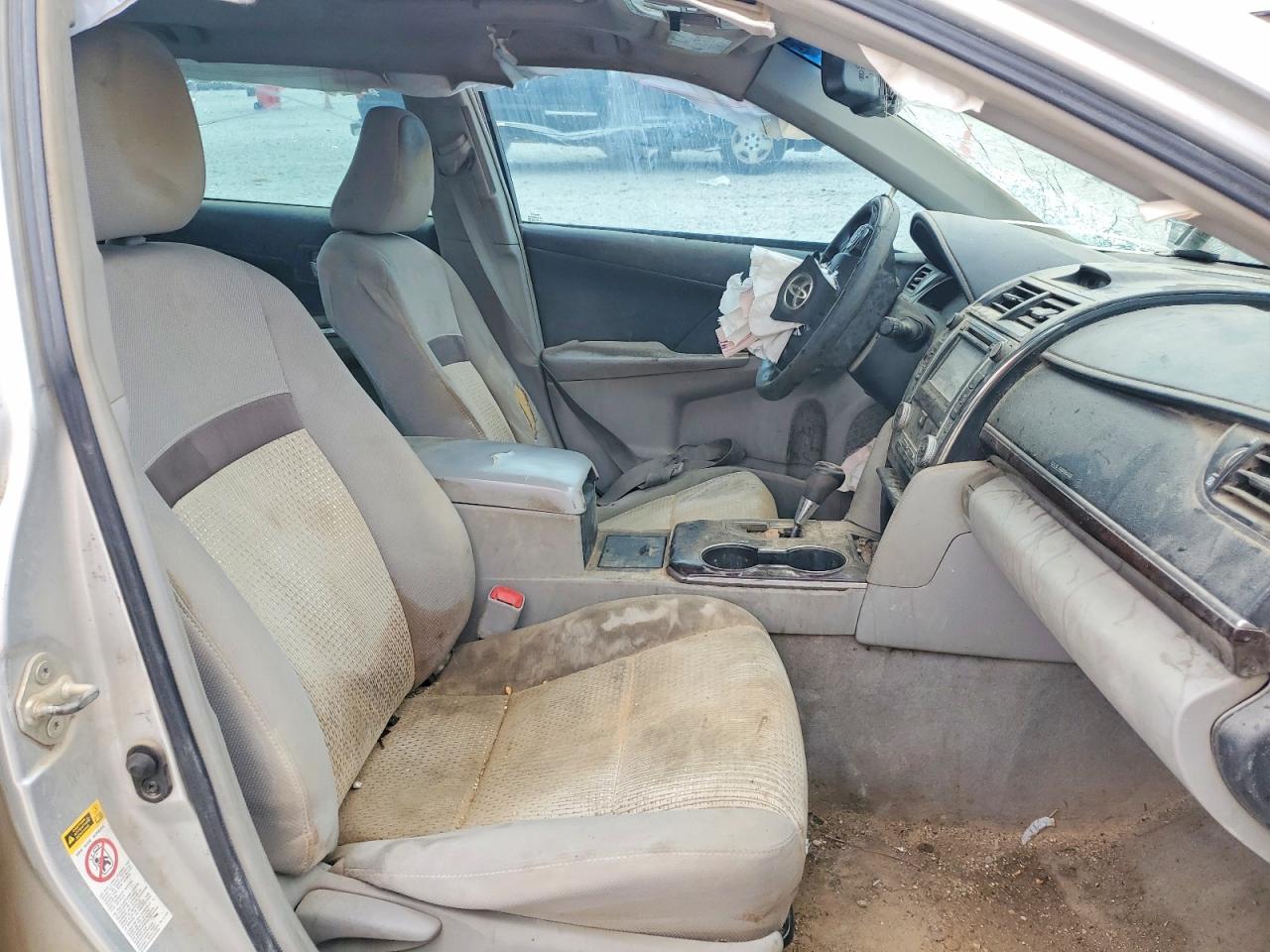 2013 TOYOTA CAMRY L photo 7
