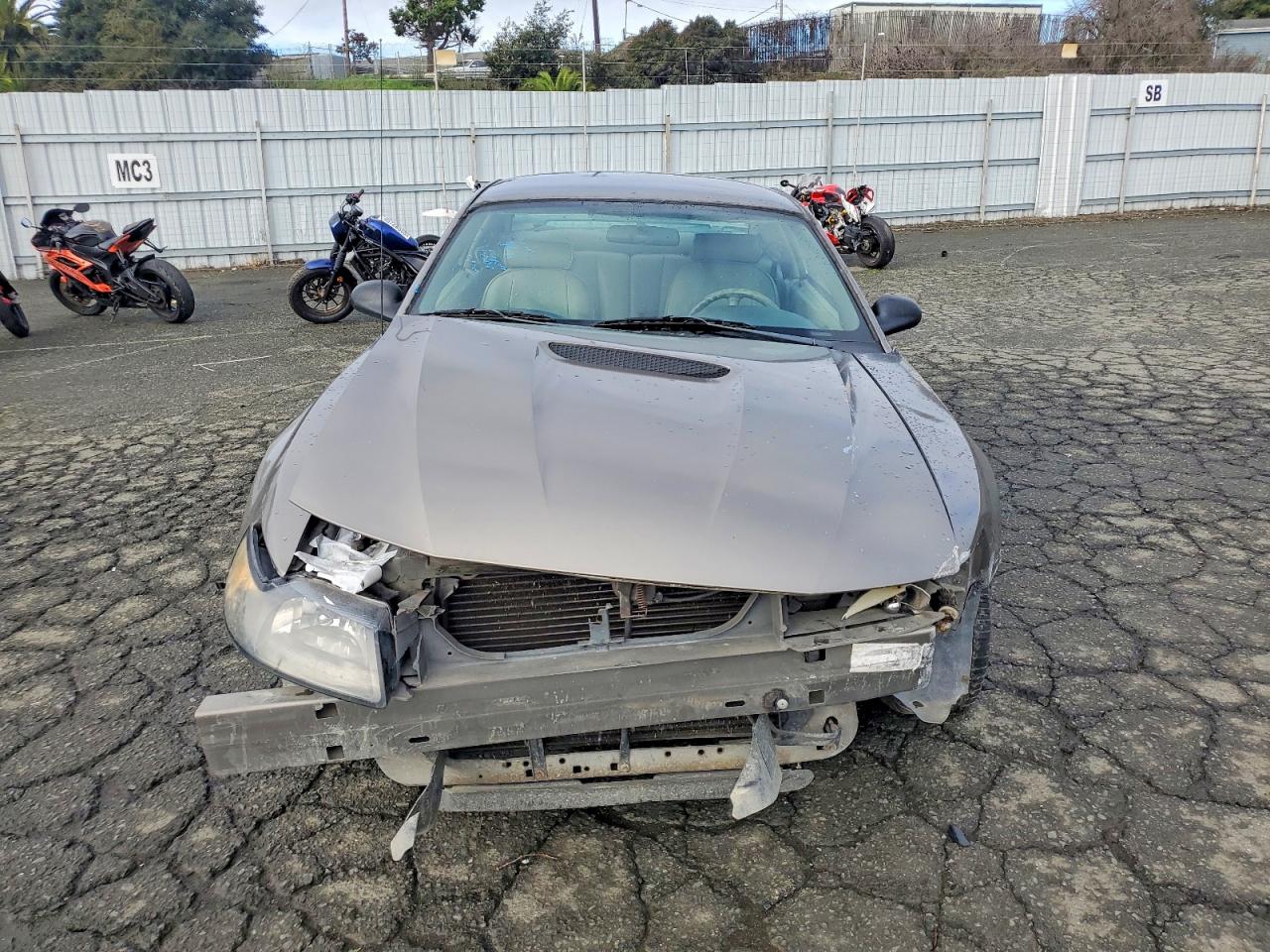 2002 FORD MUSTANG photo 5