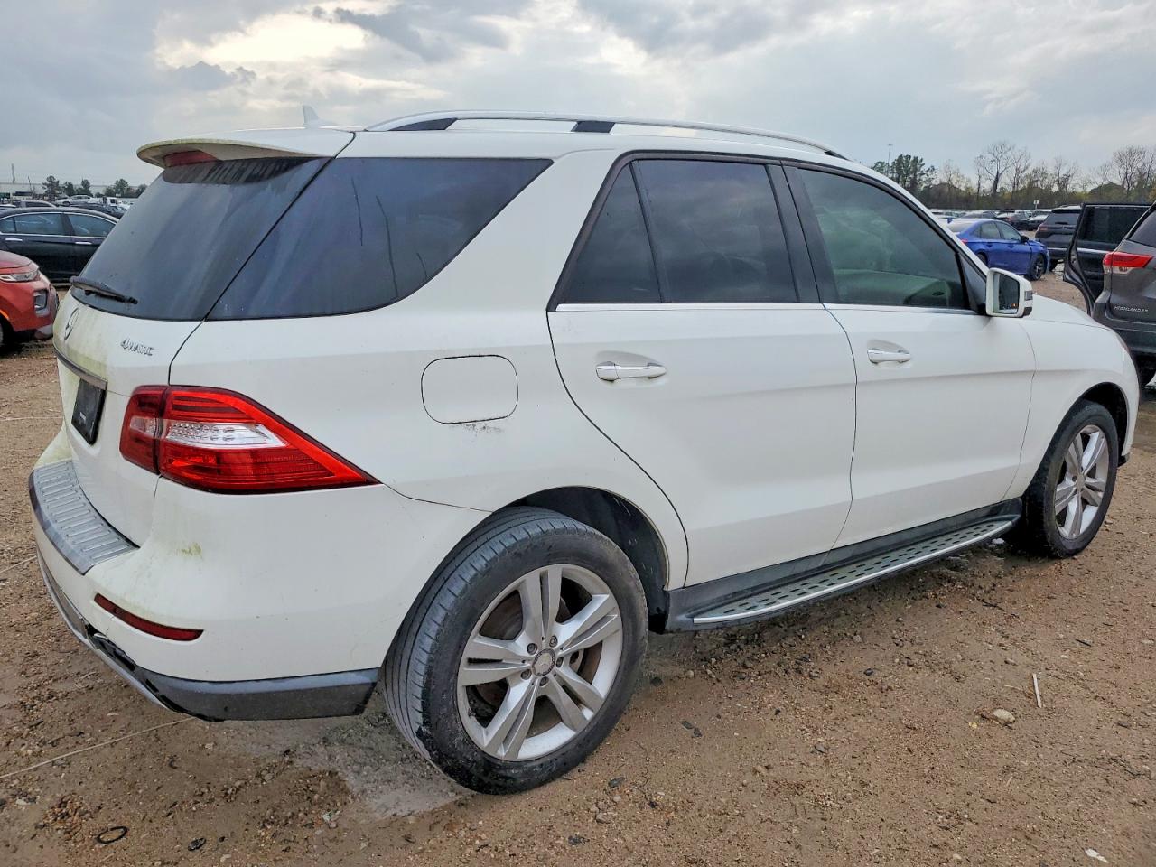 2015 MERCEDES-BENZ ML 350 4MATIC photo 3