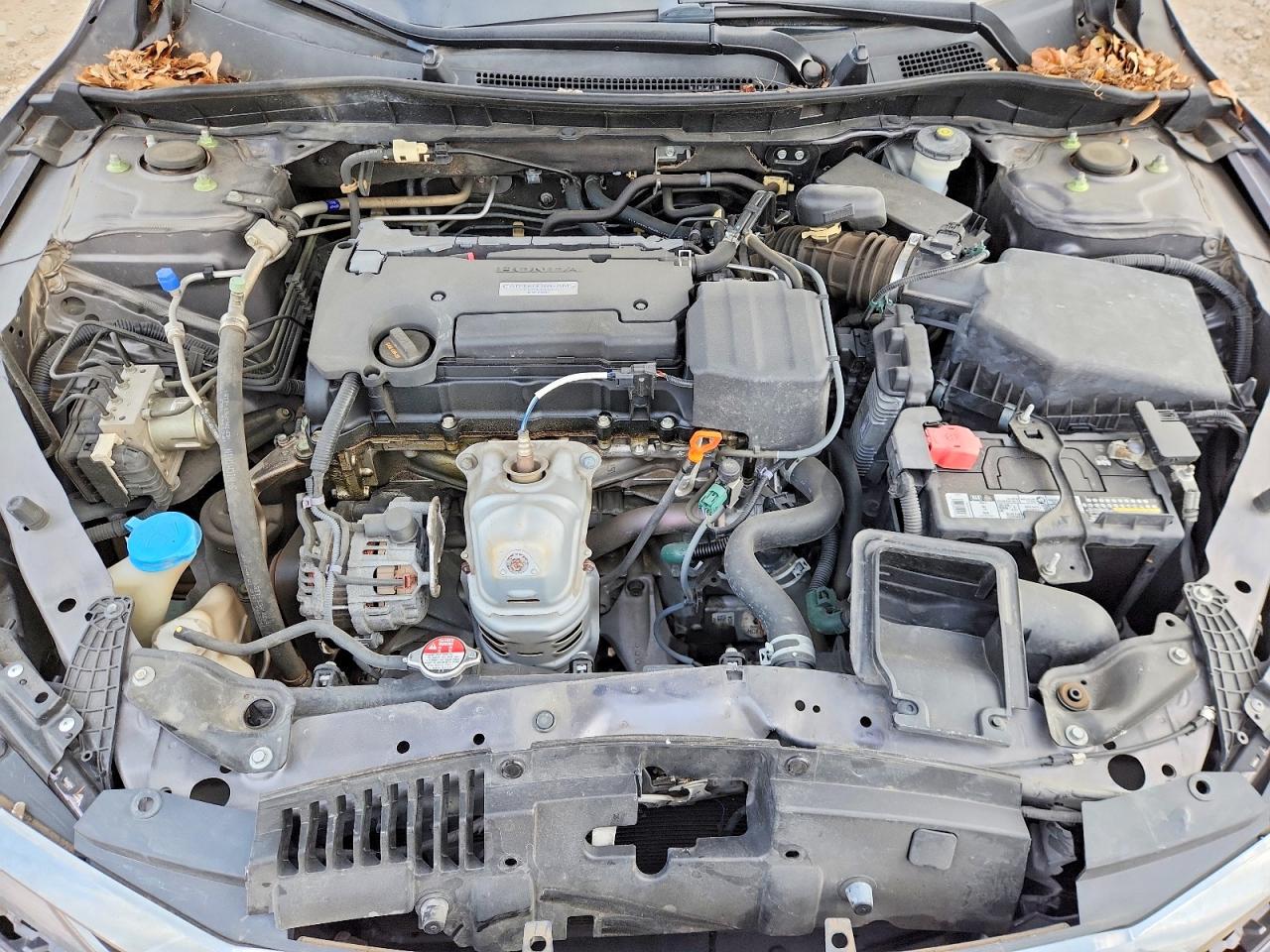 2017 HONDA ACCORD LX photo 11