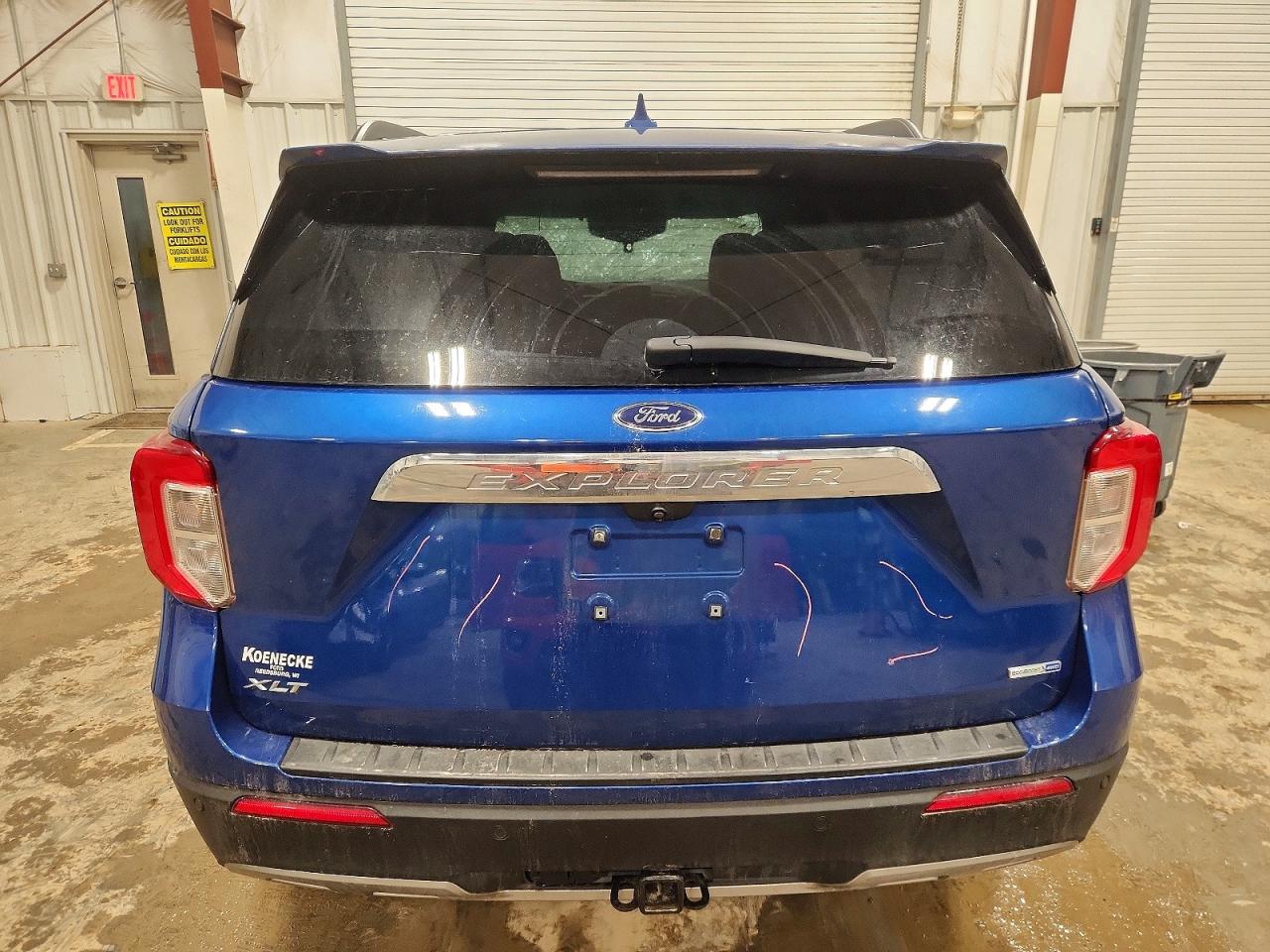 2020 FORD EXPLORER XLT photo 6