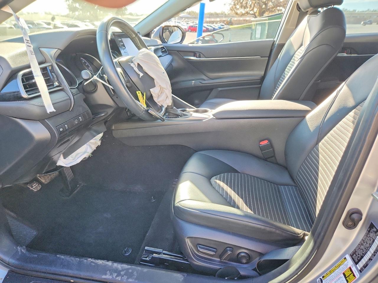 2021 TOYOTA CAMRY SE photo 7