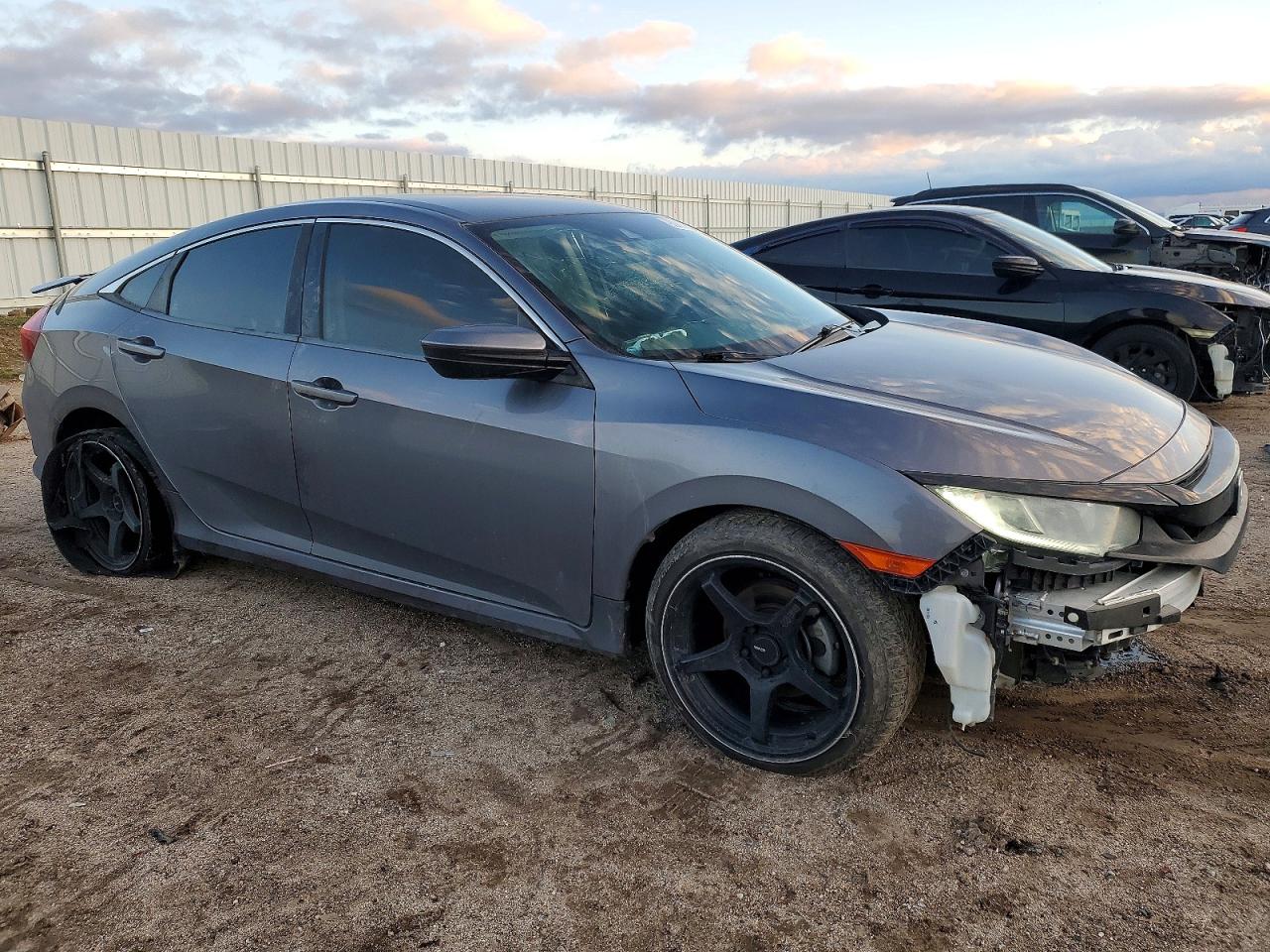 2020 HONDA CIVIC LX photo 4