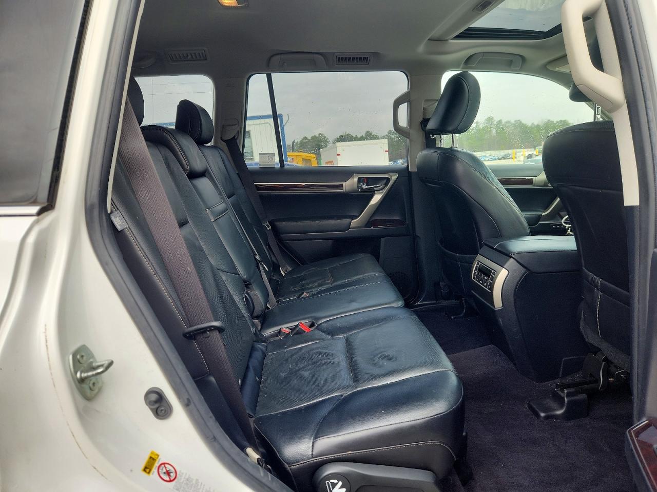 2014 LEXUS GX 460 photo 11