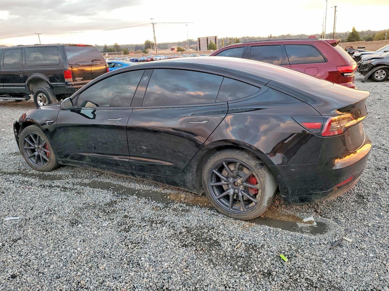 2018 TESLA MODEL 3 photo 3