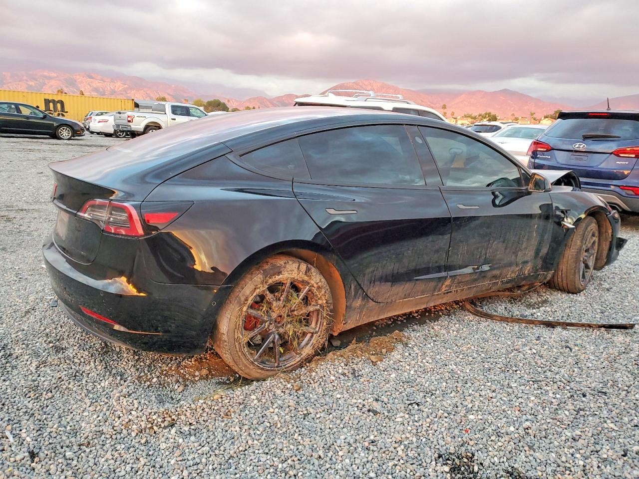 2018 TESLA MODEL 3 photo 5