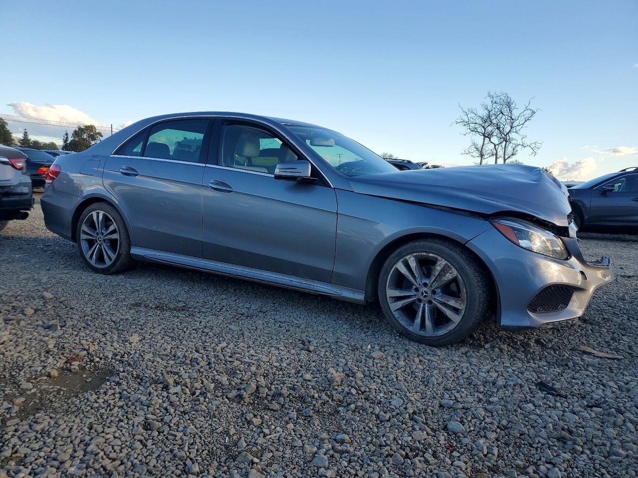 2014 MERCEDES-BENZ E 350 photo 4