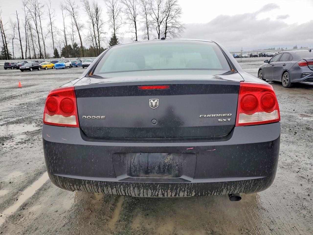 2010 DODGE CHARGER SXT photo 6