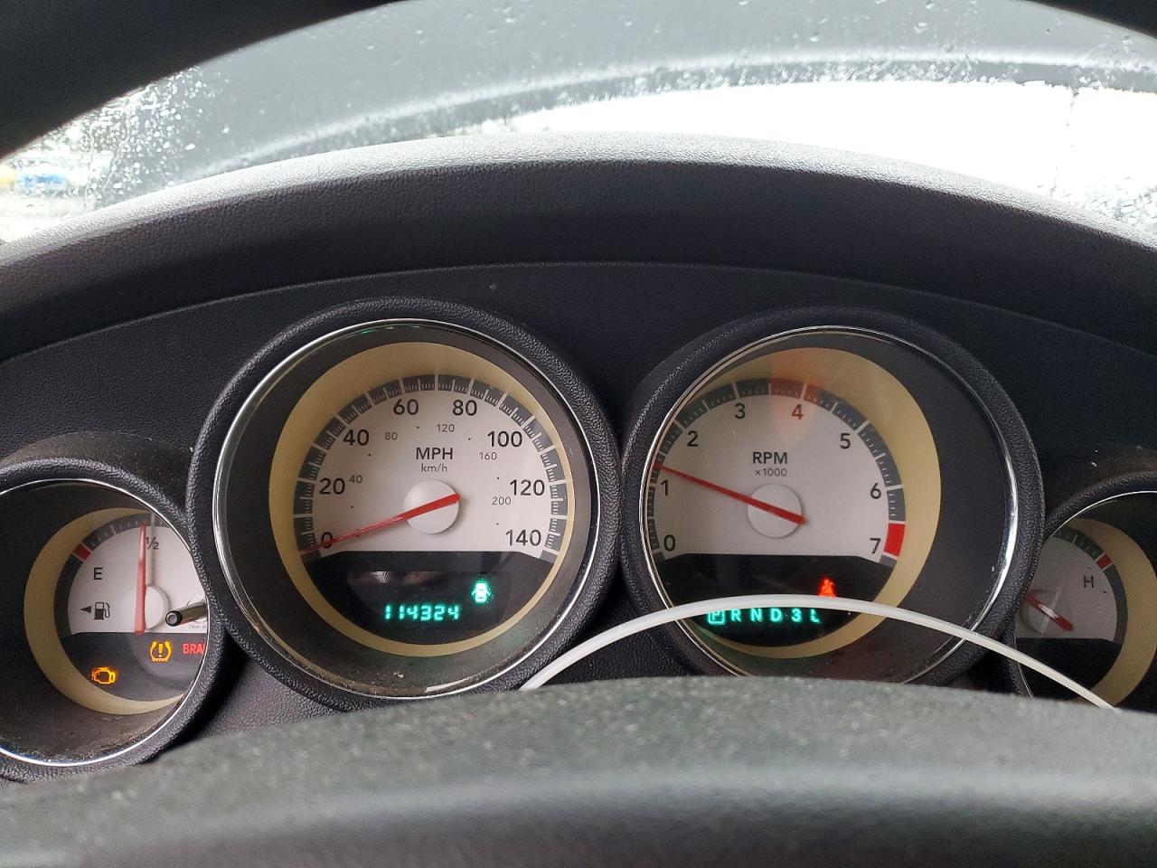2010 DODGE CHARGER SXT photo 9