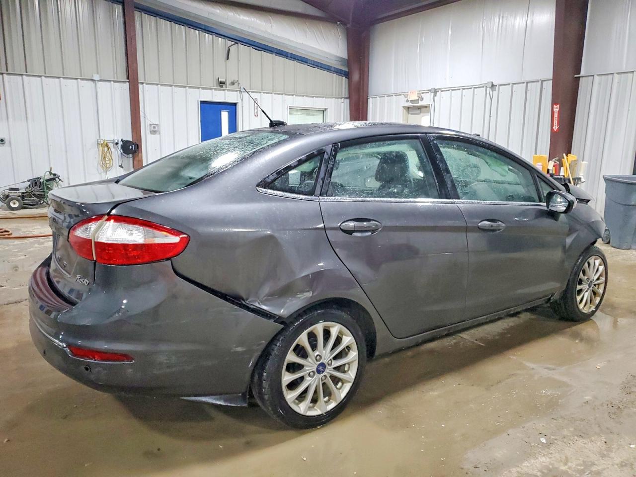 2018 FORD FIESTA TITANIUM photo 3