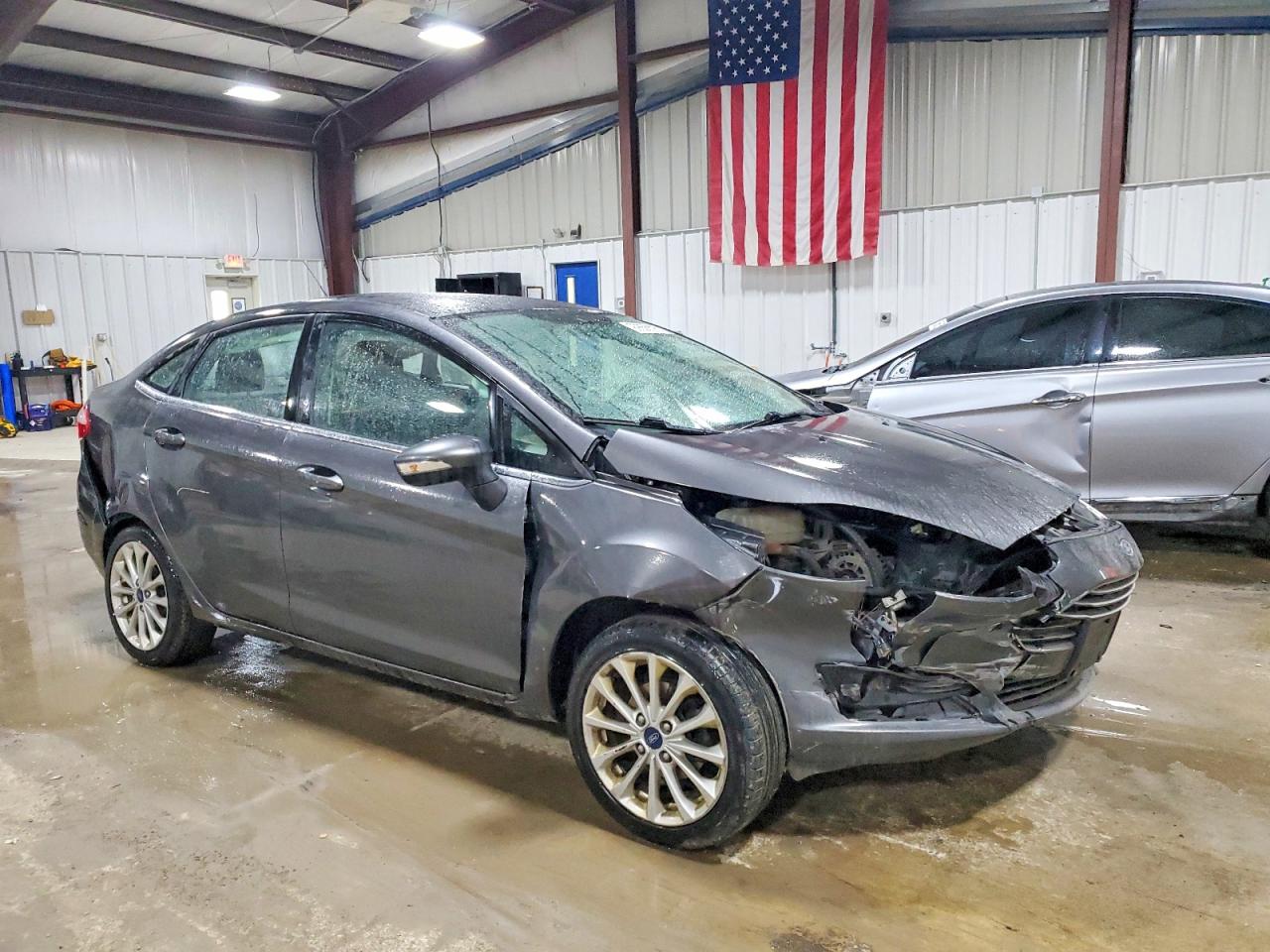 2018 FORD FIESTA TITANIUM photo 4
