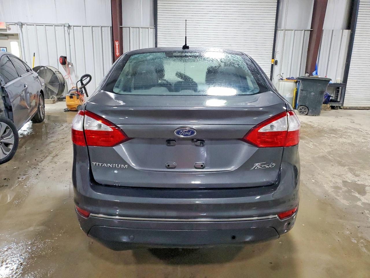 2018 FORD FIESTA TITANIUM photo 6
